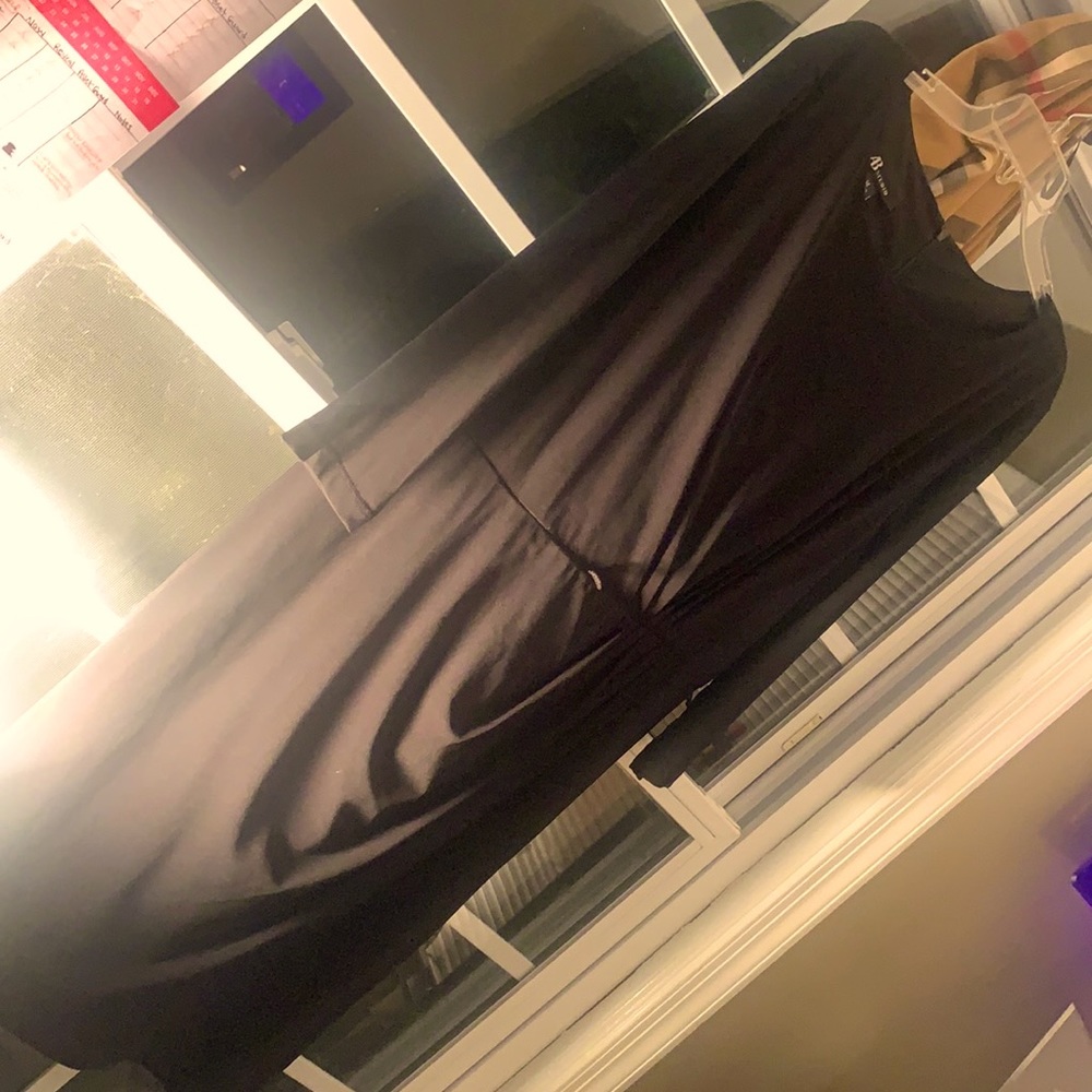 AB Studio women’s size 14 -never worn-black dress